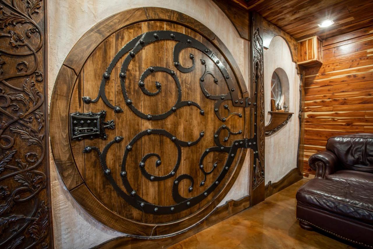 The Hobbit House, Fantasy Comes Home! Russellville Buitenkant foto