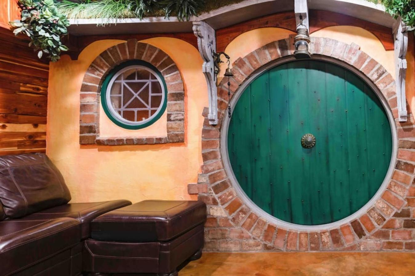 The Hobbit House, Fantasy Comes Home! Russellville Buitenkant foto